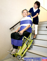 日本三和sunwa进口SC-5履带式一体式载人轮椅爬楼车